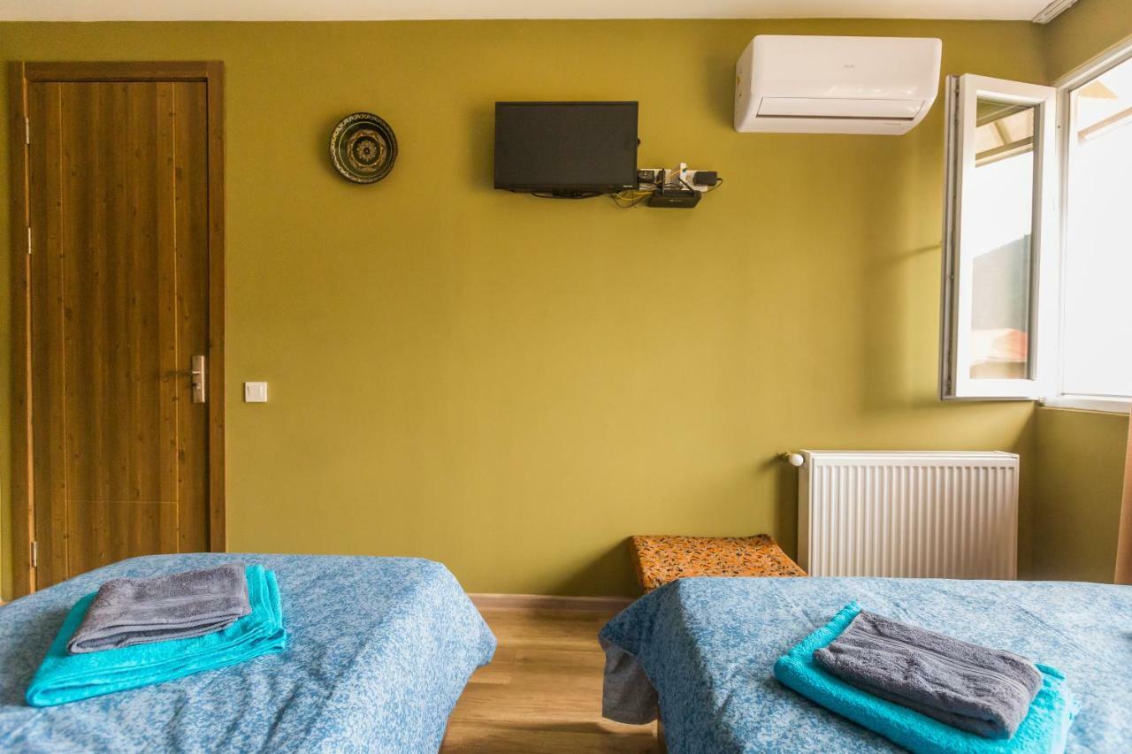Mereti Hotell Borjomi Eksteriør bilde