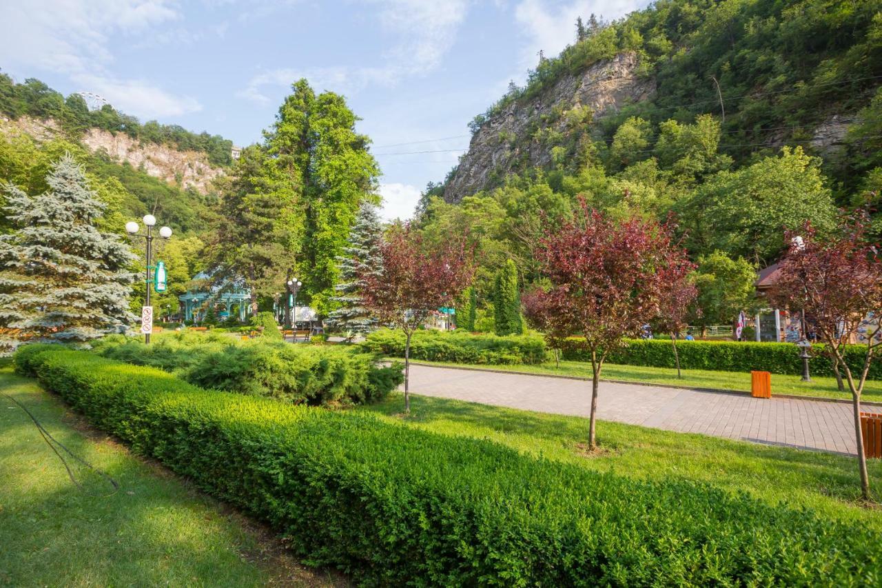Mereti Hotell Borjomi Eksteriør bilde